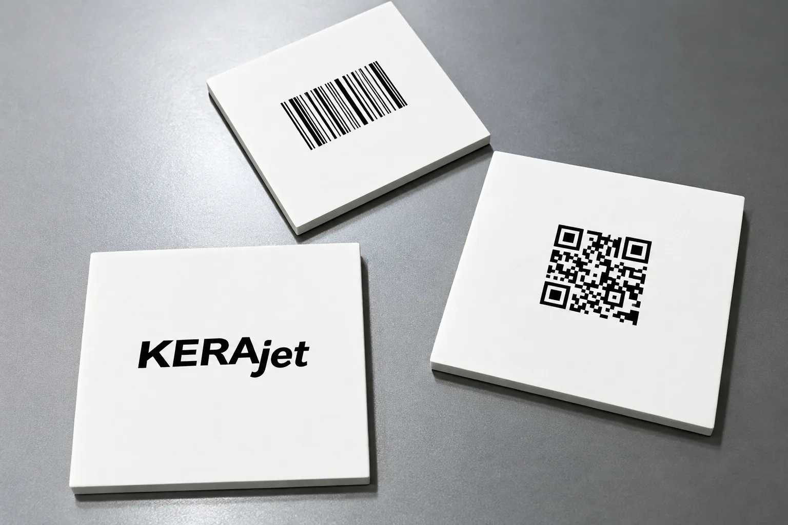 Códigos de barras y QR en el reverso