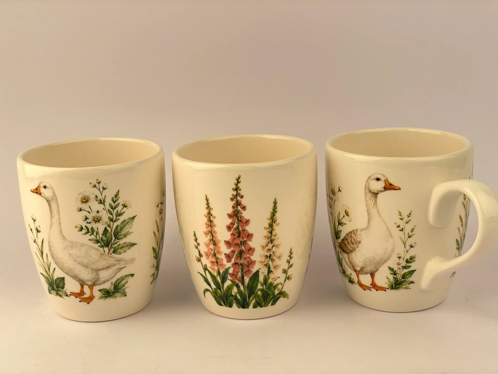 Tazas · ocas y flores
