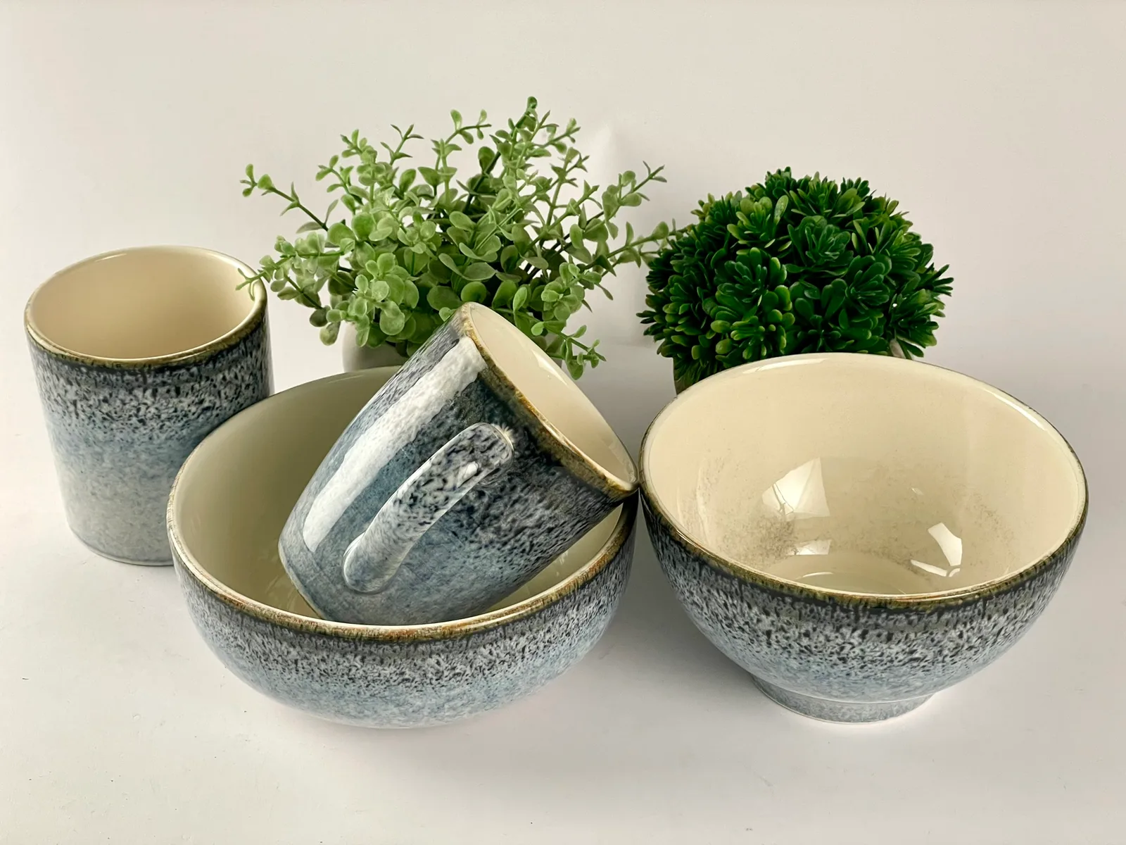 Cuencos y tazas · azul