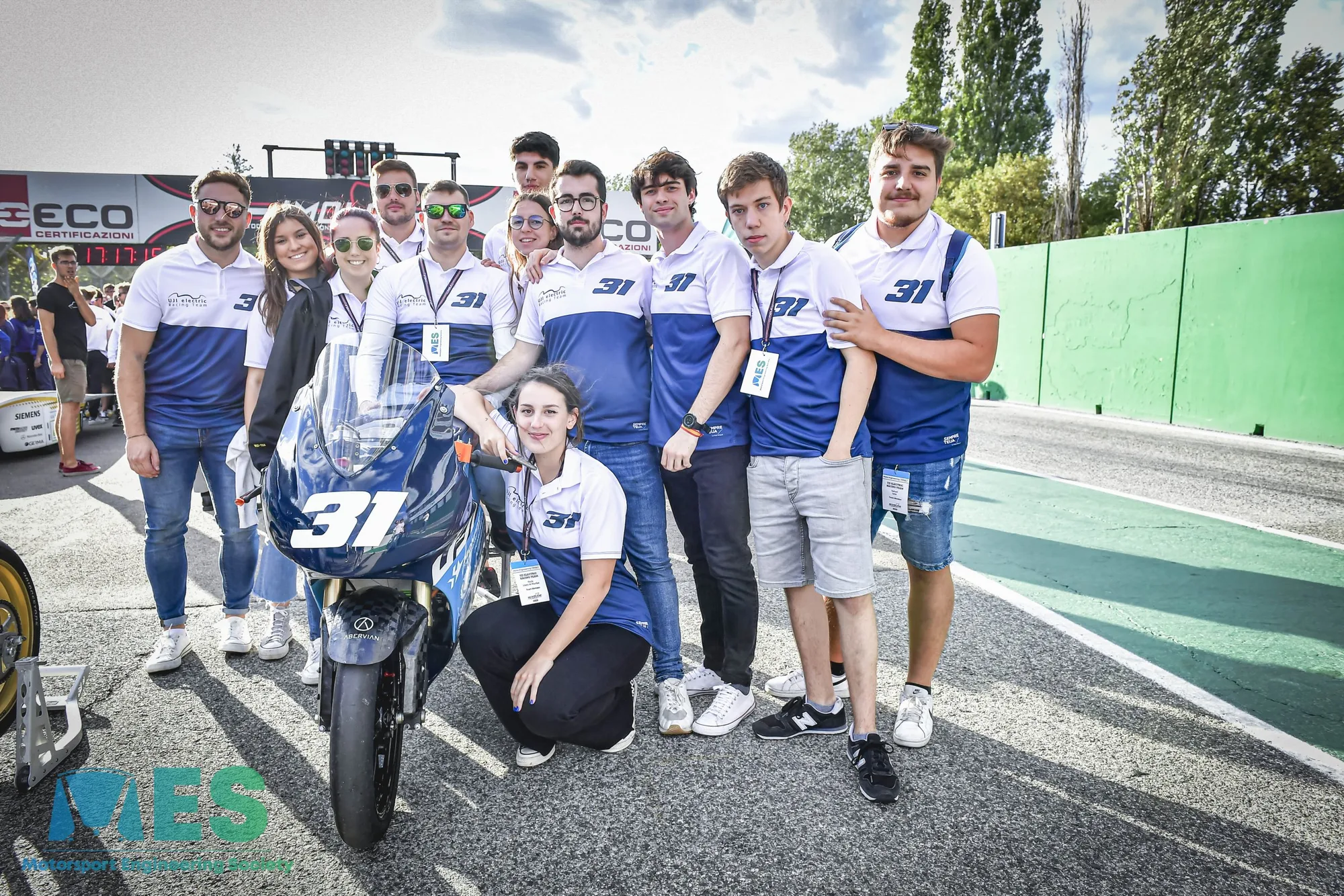 KERAJET PATROCINA AL EQUIPO UJI ELECTRIC RACING TEAM